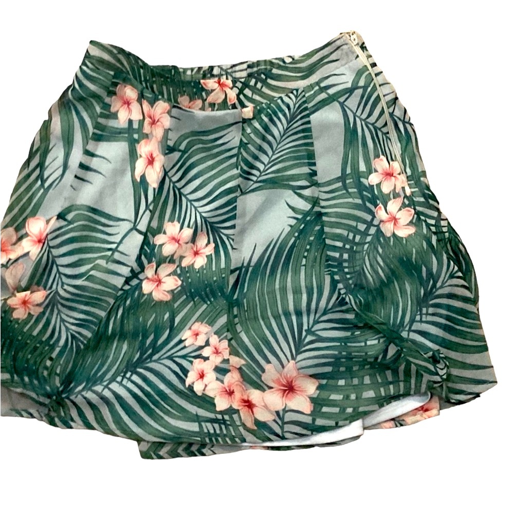 Show Me Your MuMu Silk Lei Bay Pippa Skater Mini Skirt- Size Small